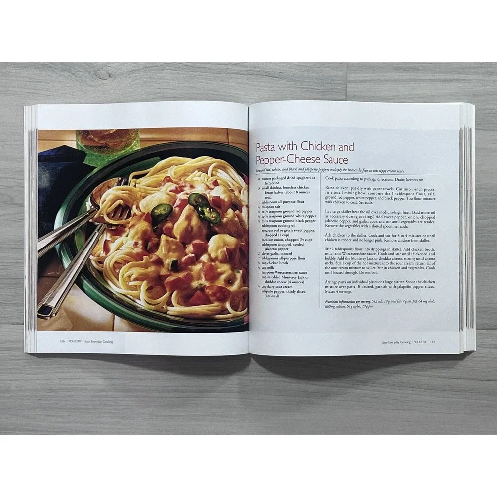 Better Homes and Gardens Easy Everyday Cooking Cookbook 255 Recipes 408 Pages
